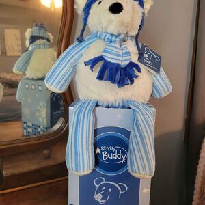 Retired Scentsy Buddy Pooki The Polar Bear in Box